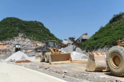 手机游戏采石场攻略-全方位经营策略解析