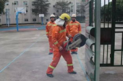 烈火英雄：消防员的故事与精神-致敬无畏的救援者